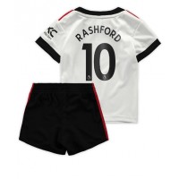 Fotbalové Dres Manchester United Marcus Rashford #10 Dětské Venkovní 2022-23 Krátký Rukáv (+ trenýrky)